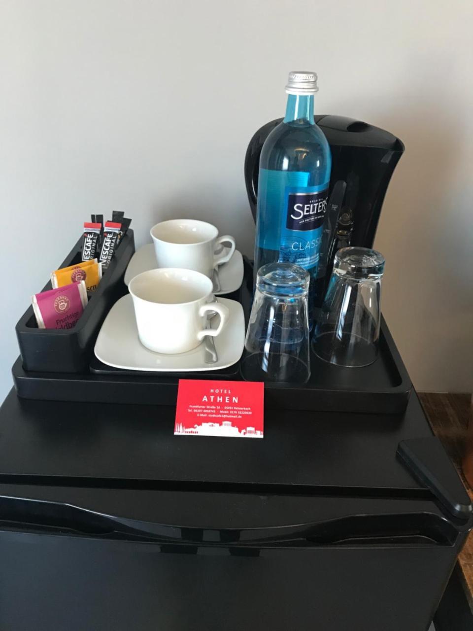 Stadtcafe-Hotel Kelsterbach Exteriör bild